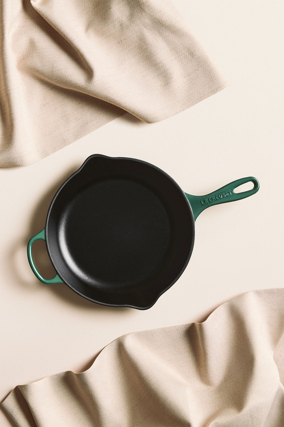 Signature Cast Iron Round Skillet 30cm - Artichaut - image 3
