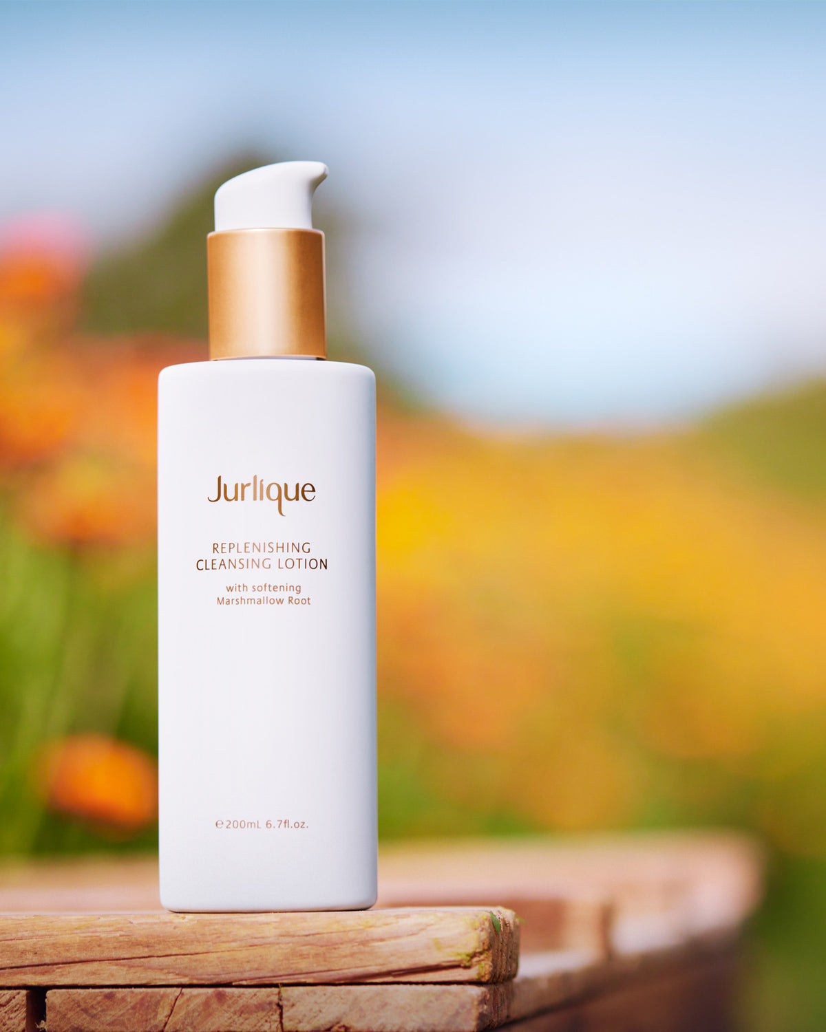 Revitalising Cleansing Gel - Clear - image 2