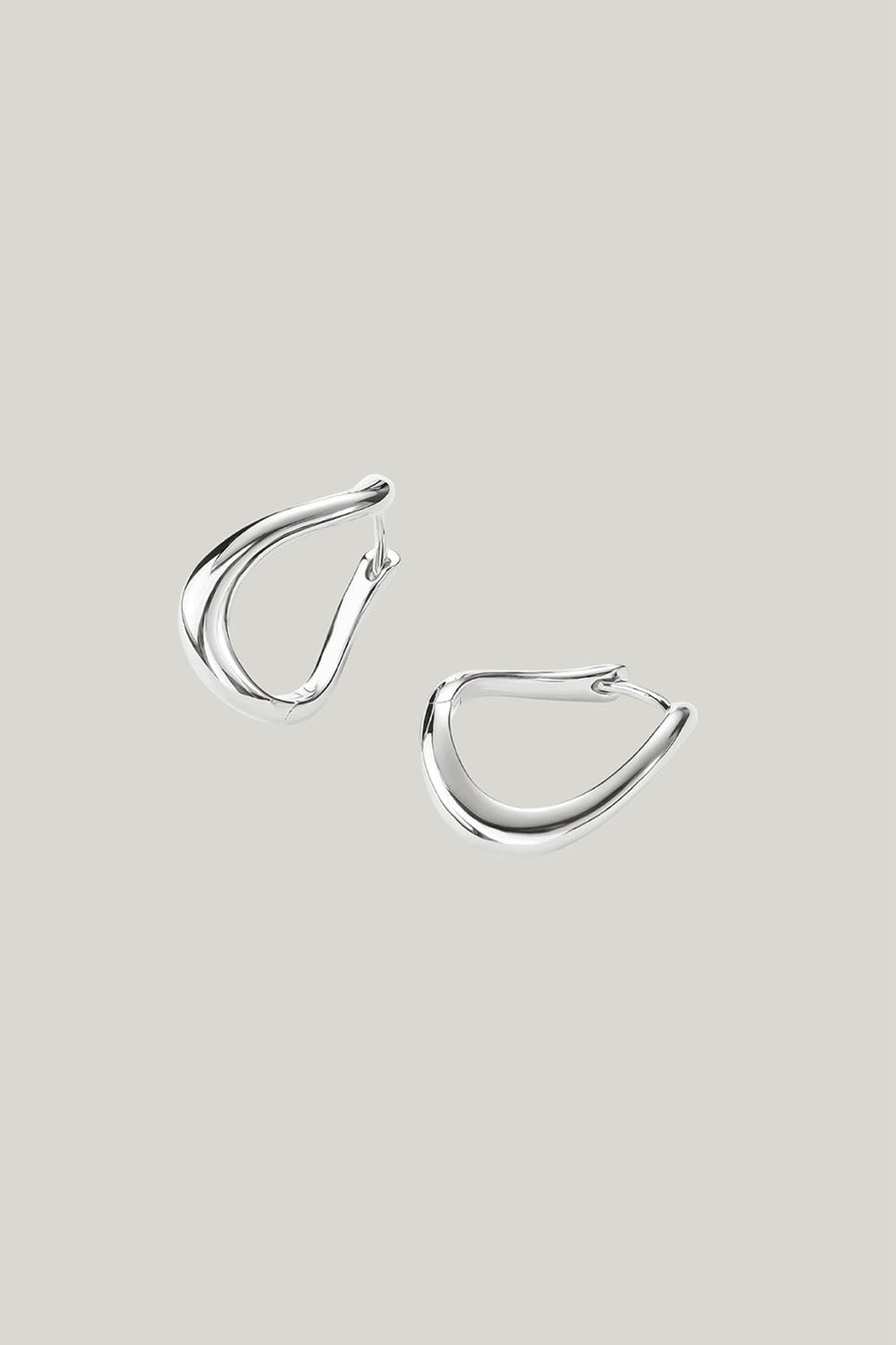 Hoop Earrings Wave-shaped In Silver - Silver - image 3