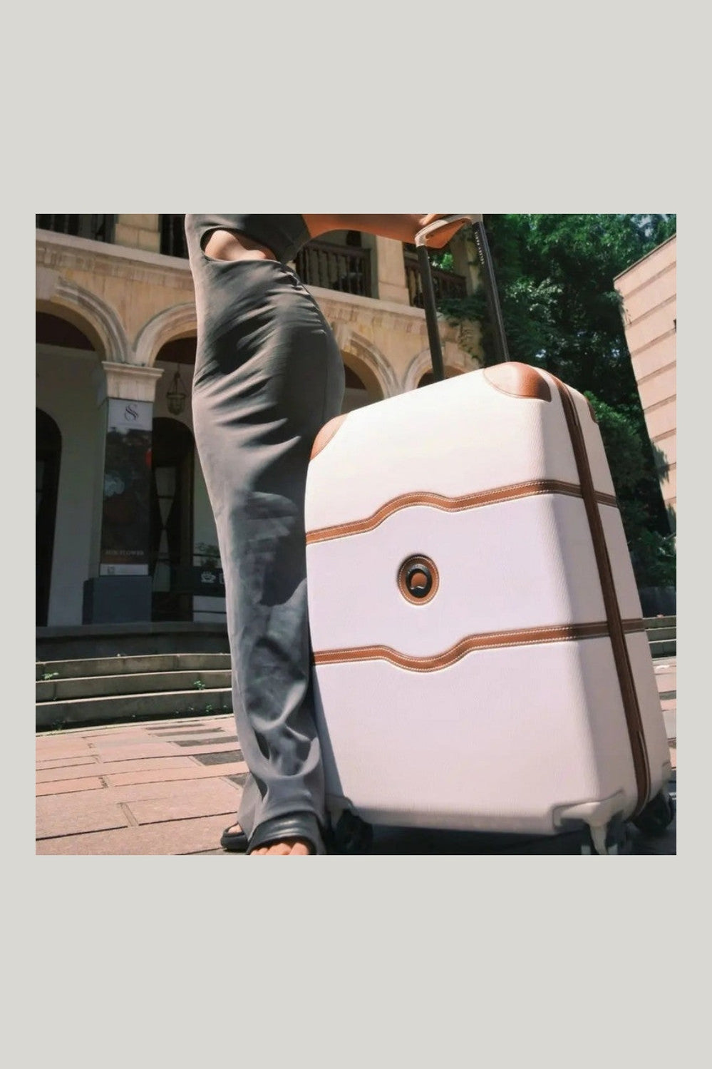 Chatelet Air 2.0 66cm Medium Luggage - White - image 3