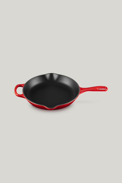 Signature Cast Iron Round Skillet 26cm - Cerise - image 1
