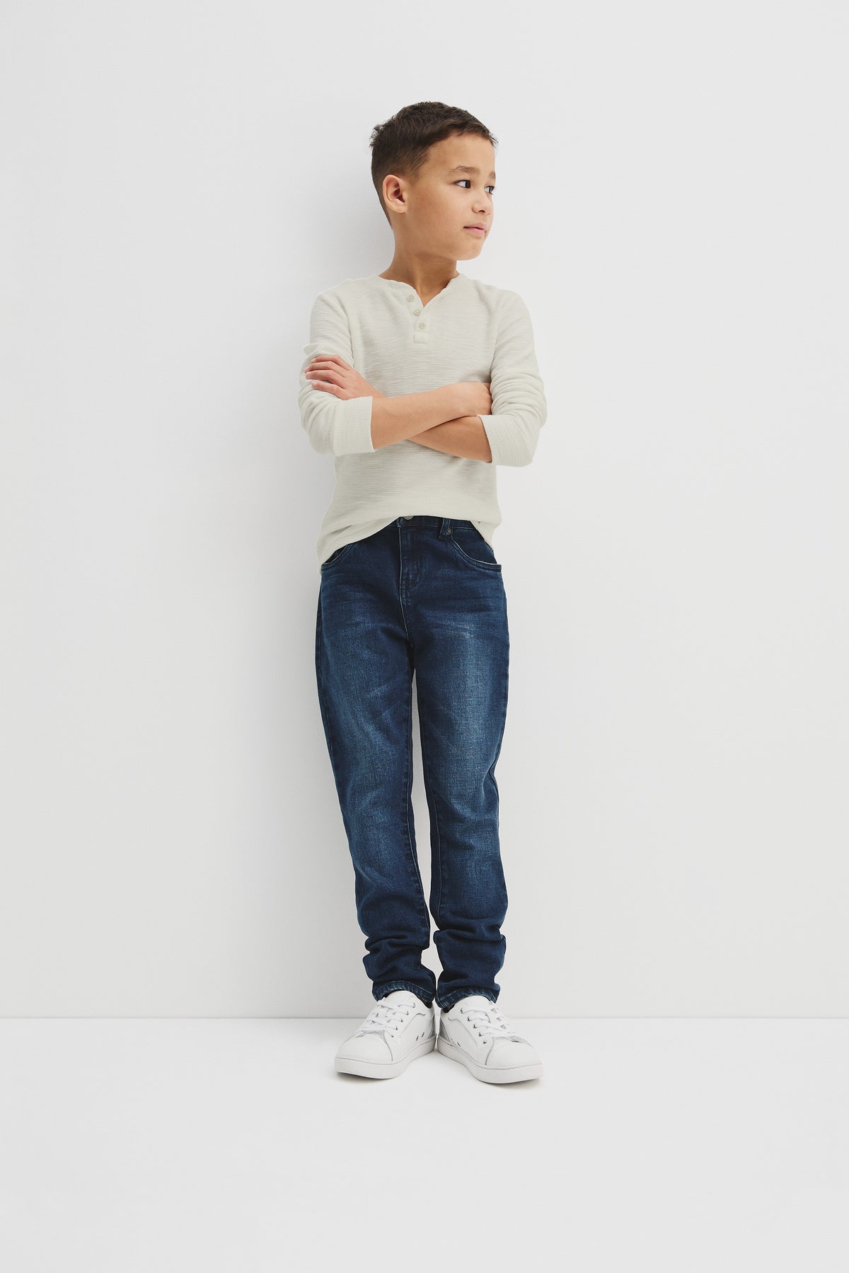 Cotton Blend Slub Texture Henley