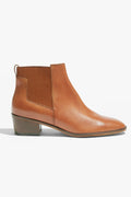 Robyn Boot