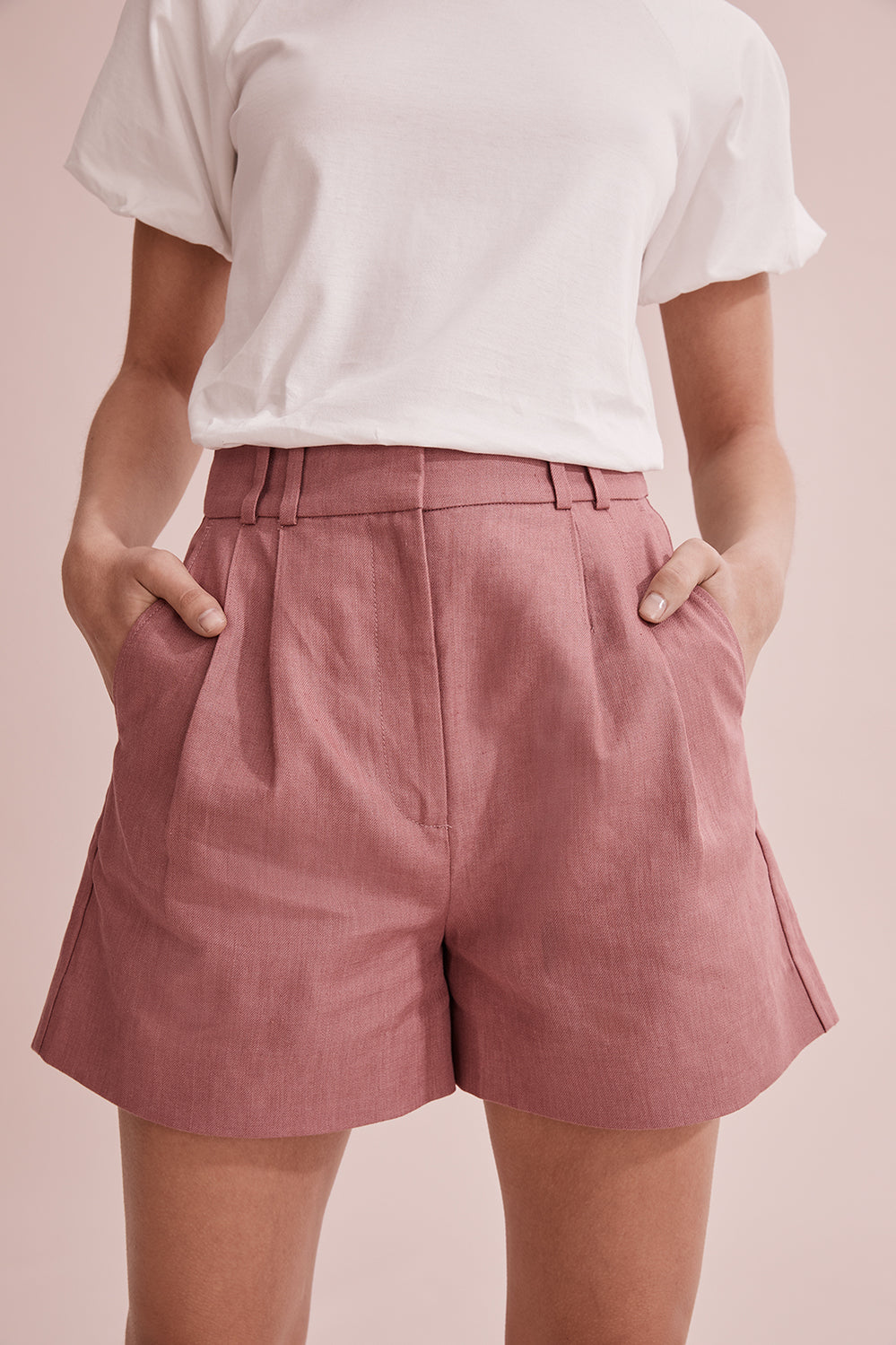 Linen Darted High Waist Short