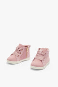 High Top Sneaker