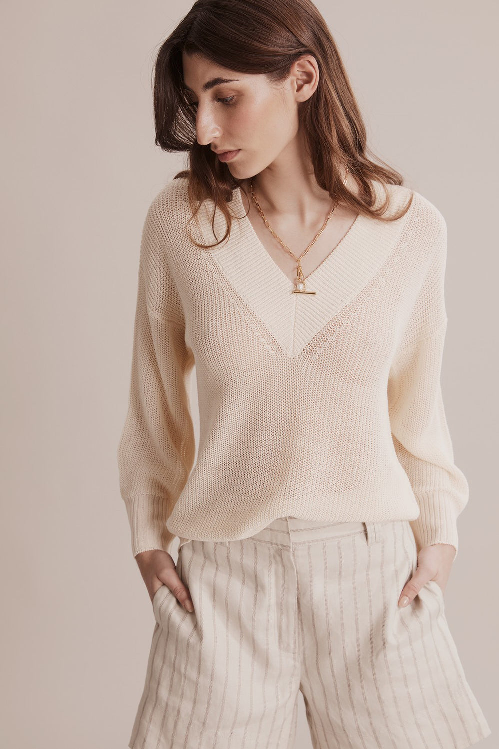 Mesh V-Neck Knit
