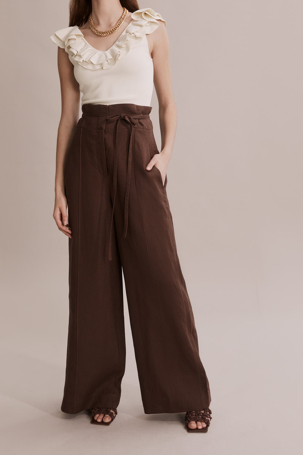 Wide Leg Detail Pant