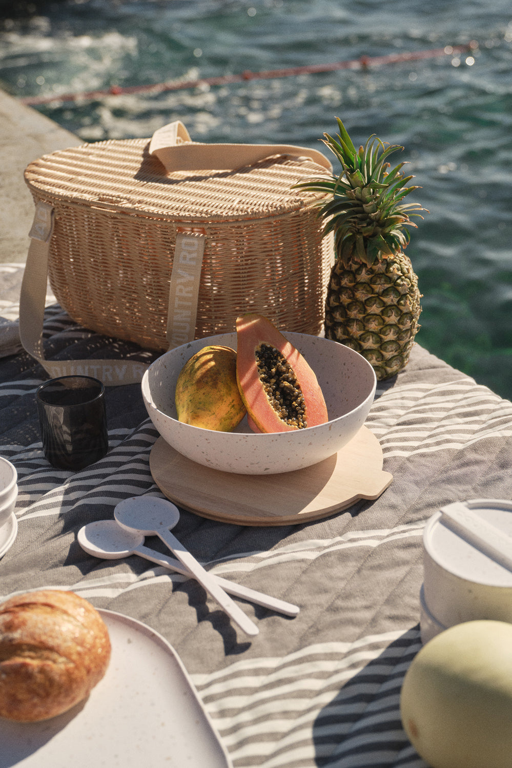 Lorne Salad Bowl