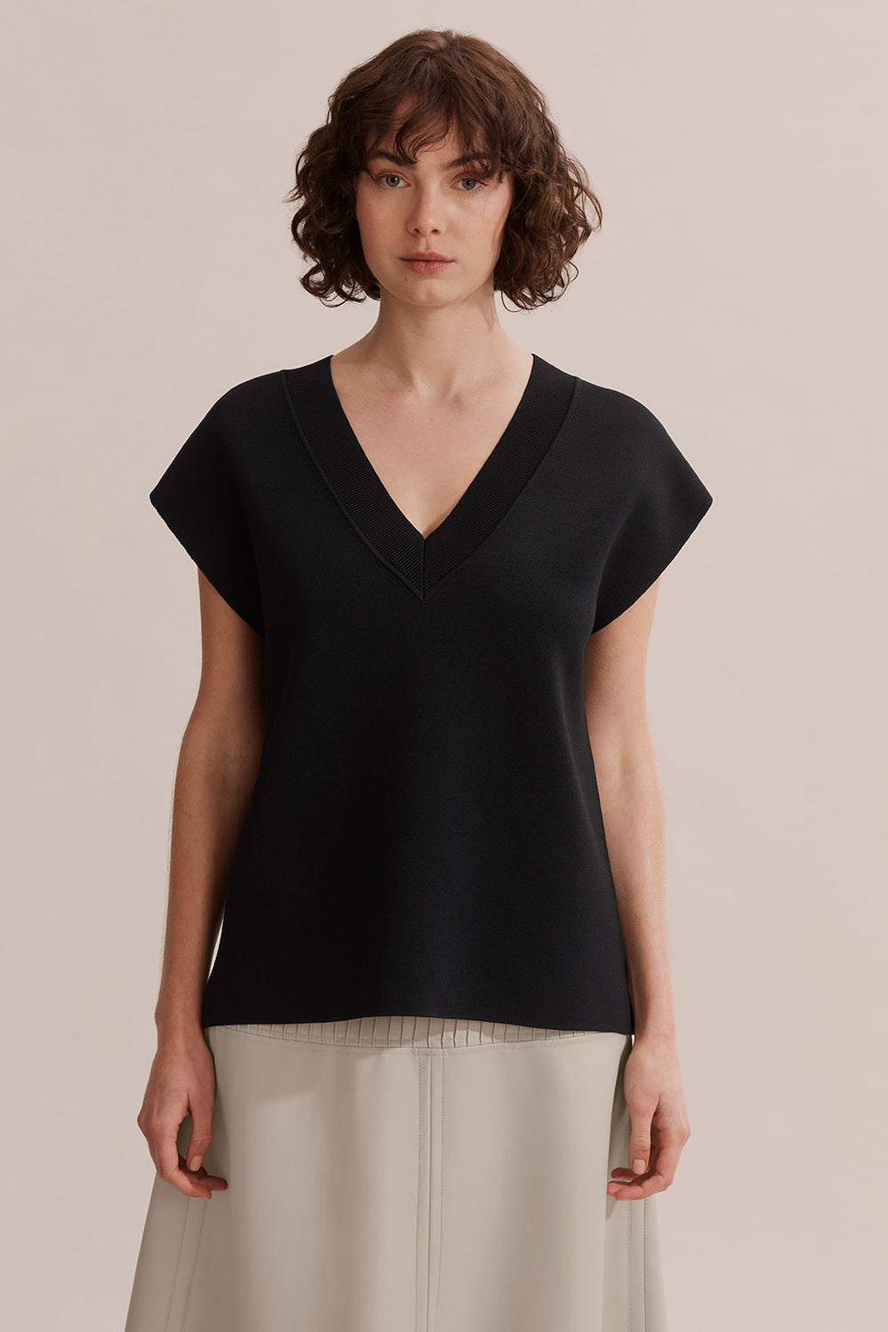 Compact Knit Vest