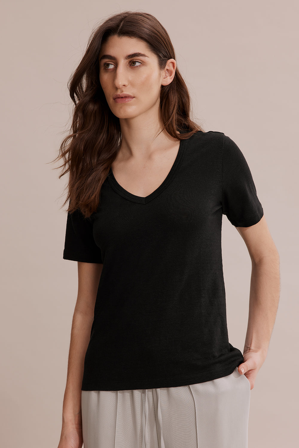 Linen Jersey V-Neck T-Shirt