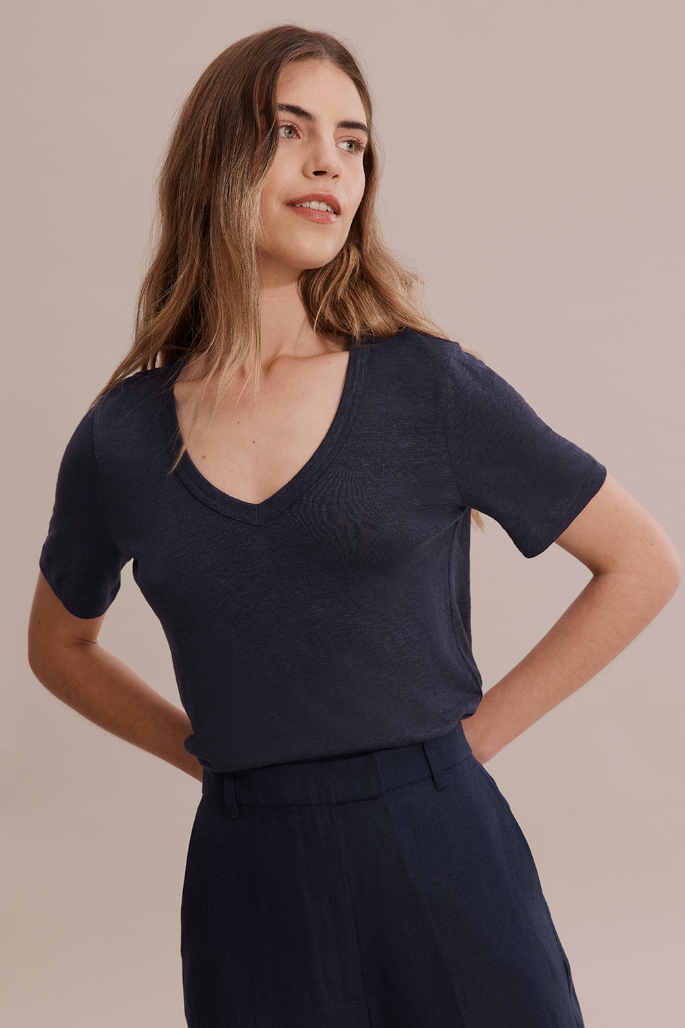 Linen Jersey V-Neck T-Shirt