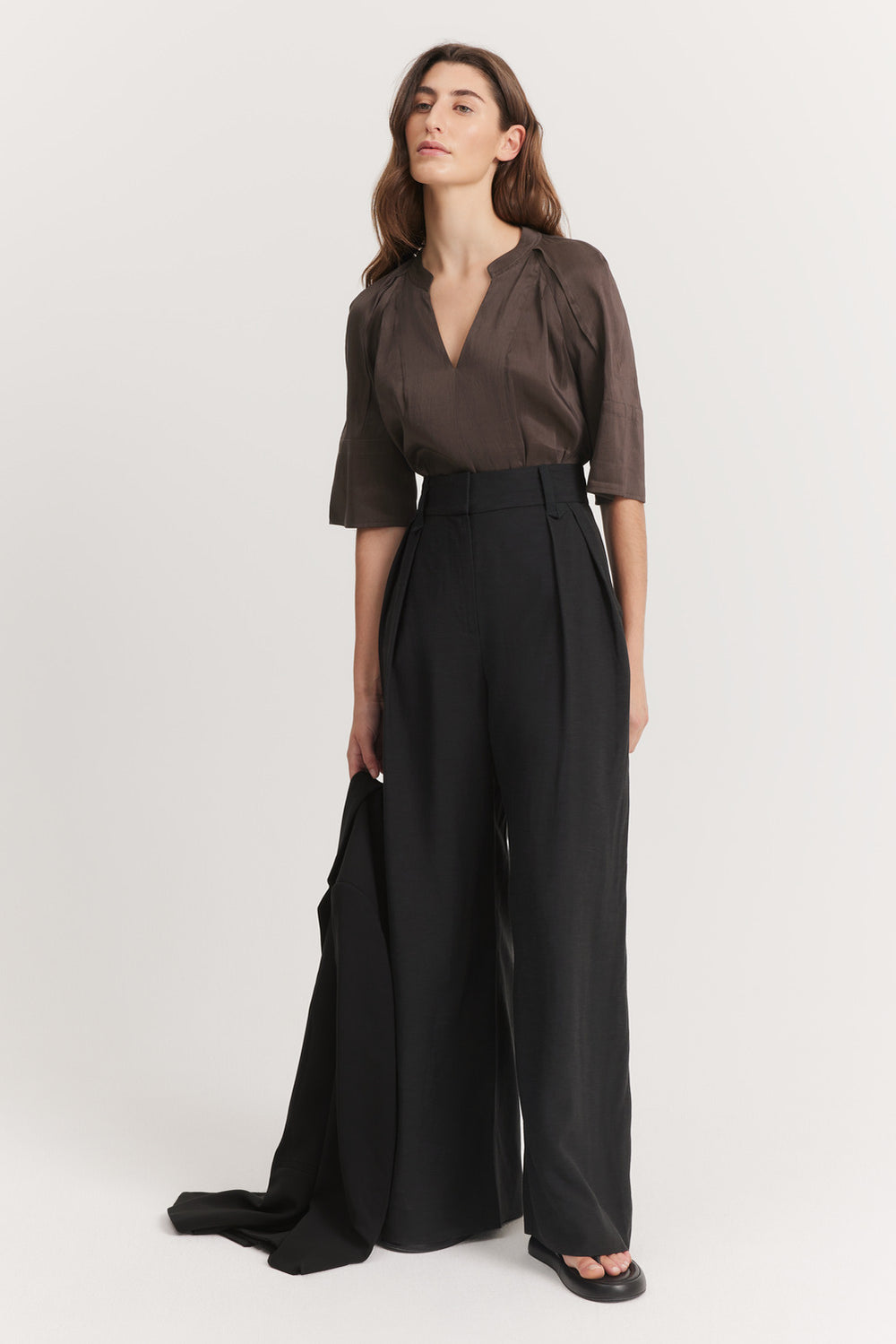 Short Sleeve Fluid Popover