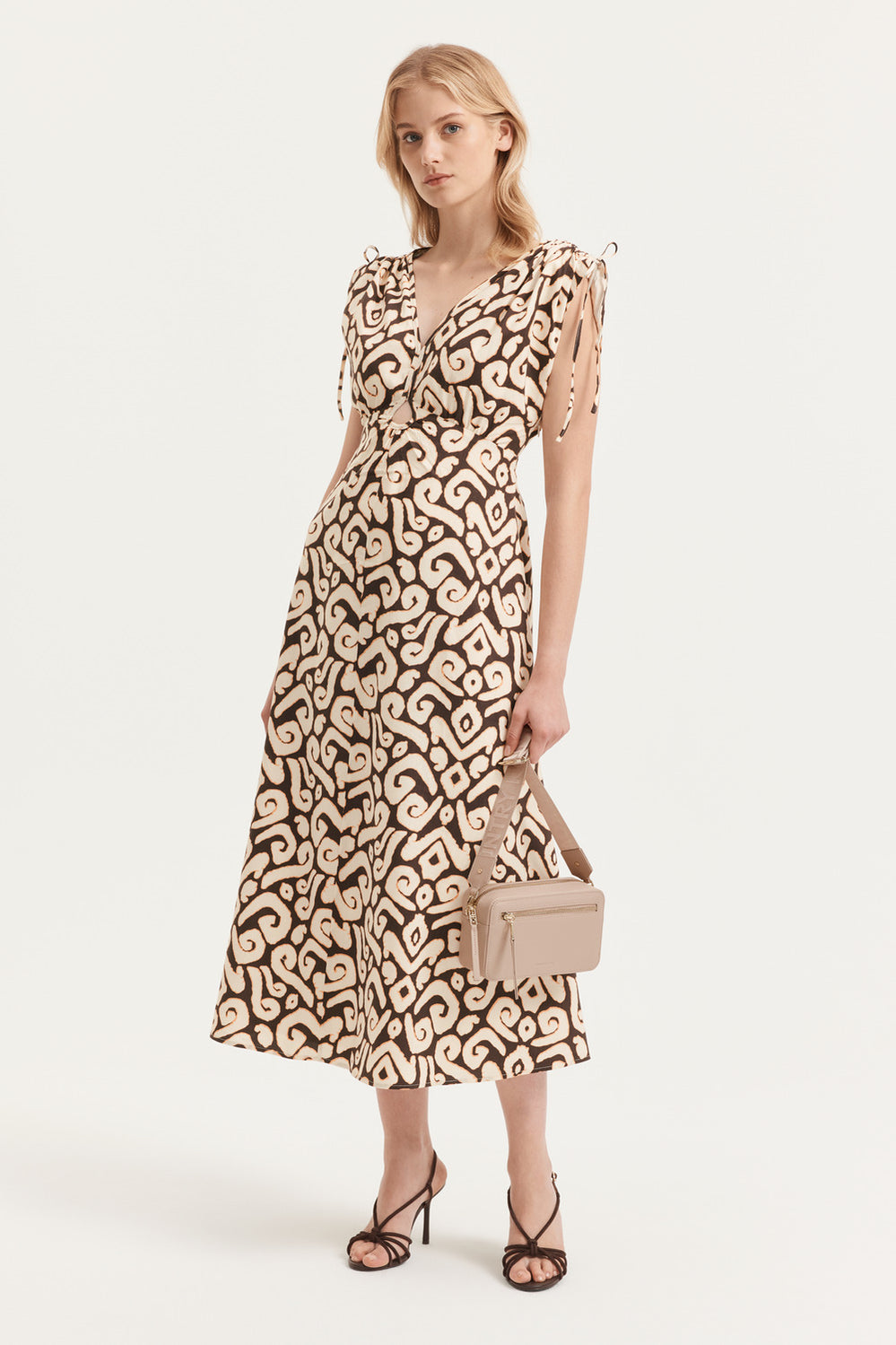 Print Gathered Sleeve Maxi Dress