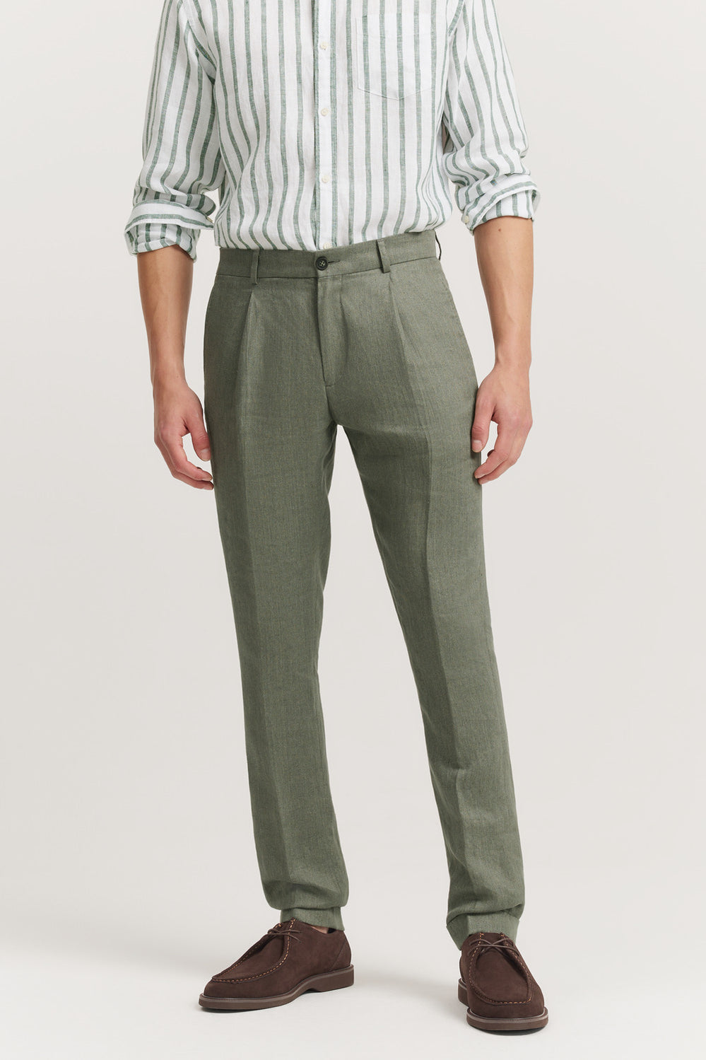 Pleated Linen Pant