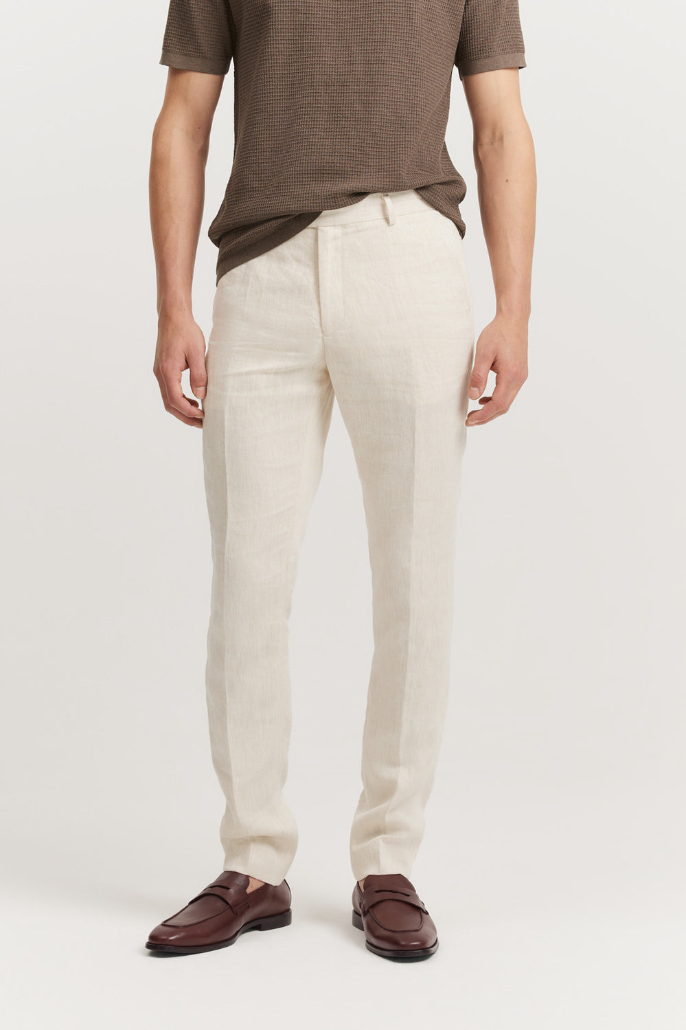 Tapered Fit Linen Pant