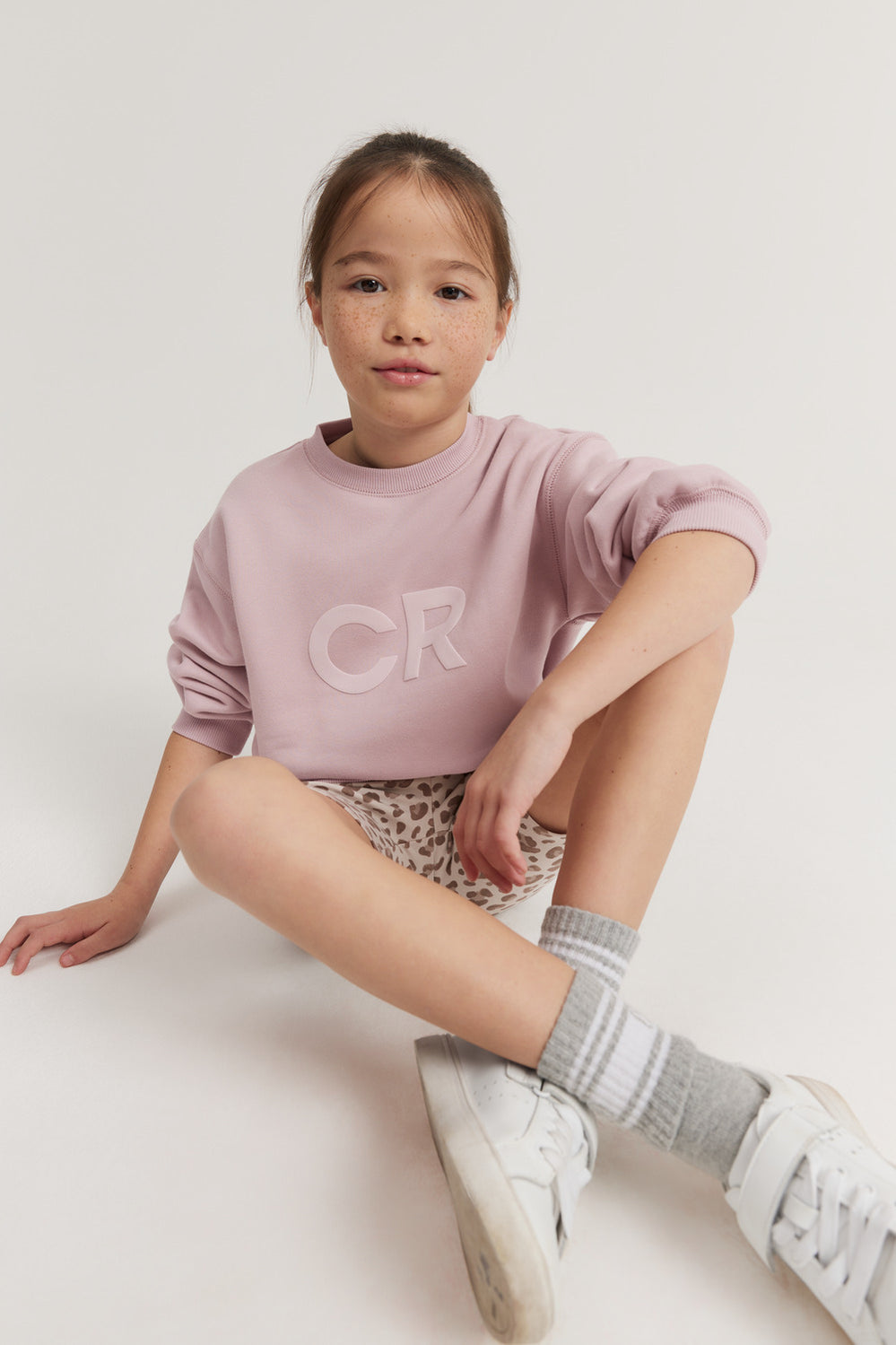 Cotton Puff Logo Sweat