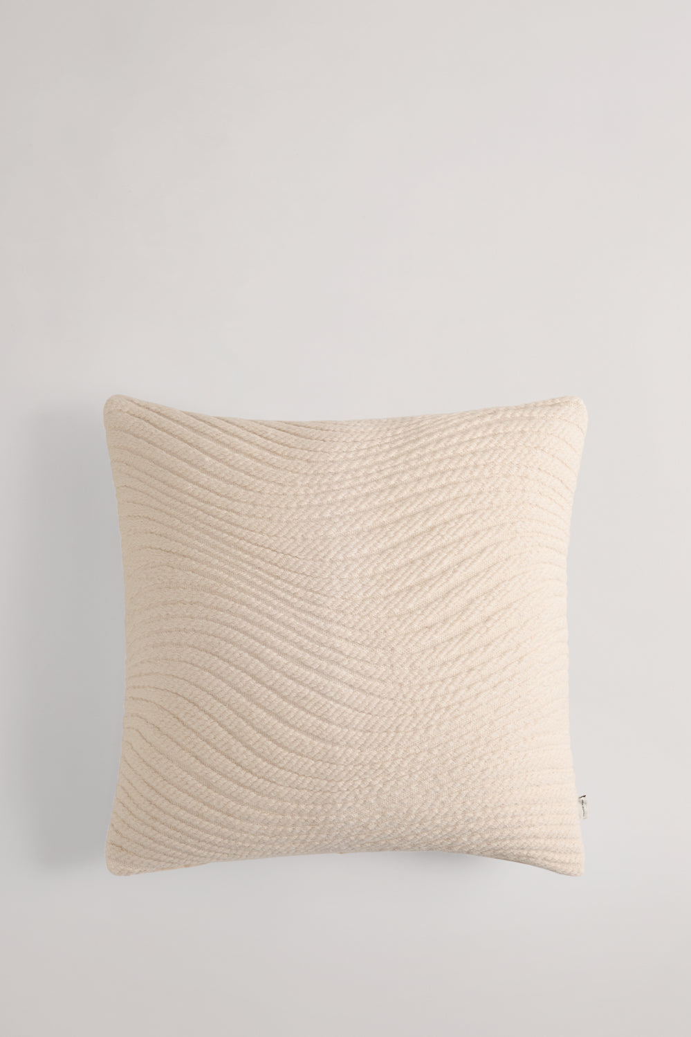 Wave 50X50 Cushion
