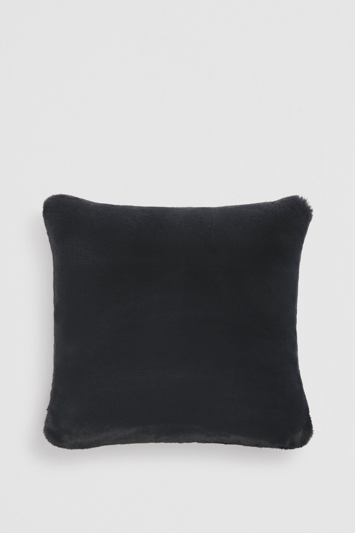 Hailey 55X55 Cushion