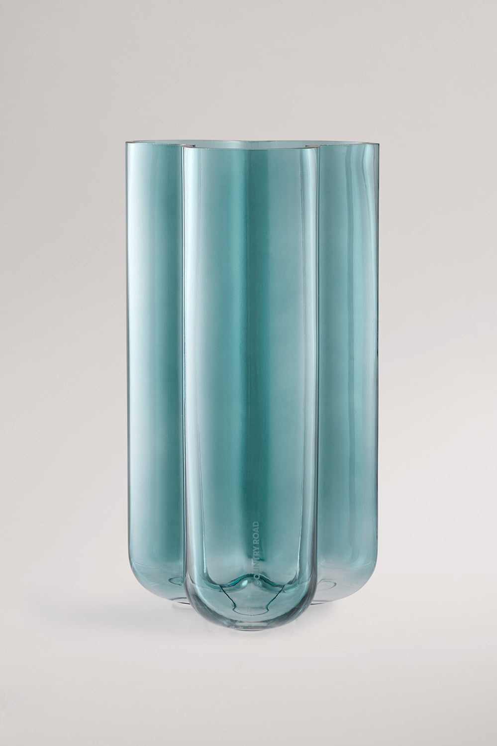 Griffiths Medium Vase