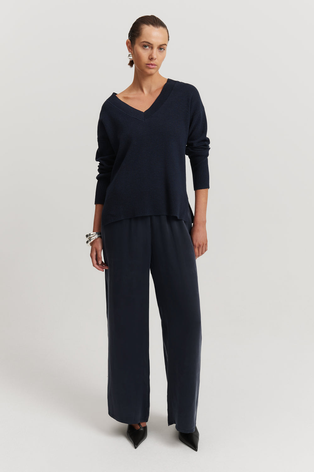 Cotton Linen V-Neck Knit