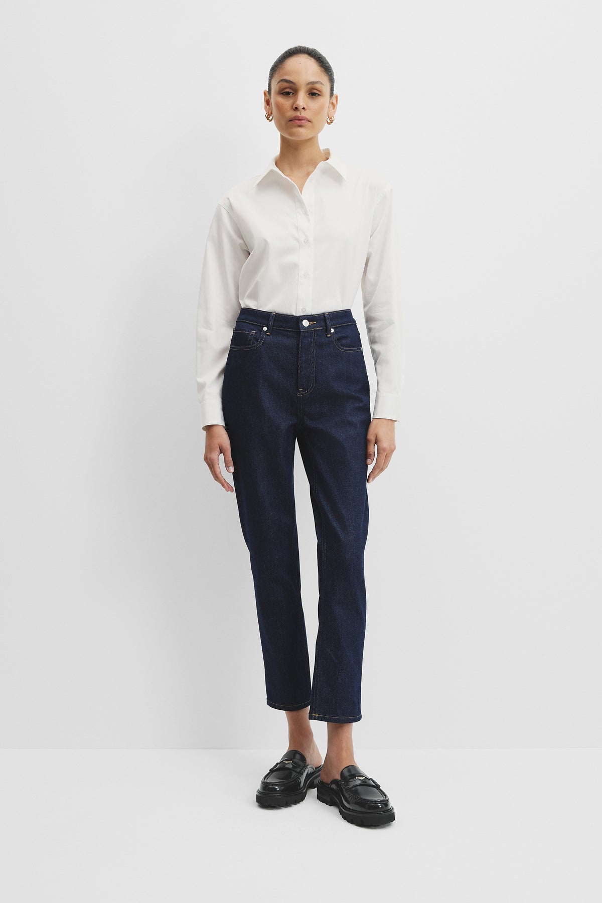 High Rise Slim Jean