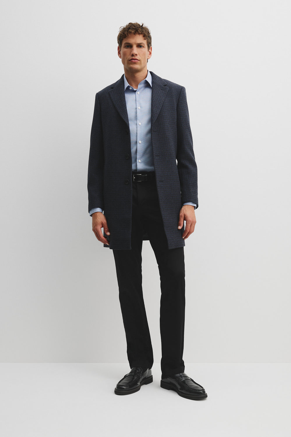 Slim Fit Jacquard Travel Shirt