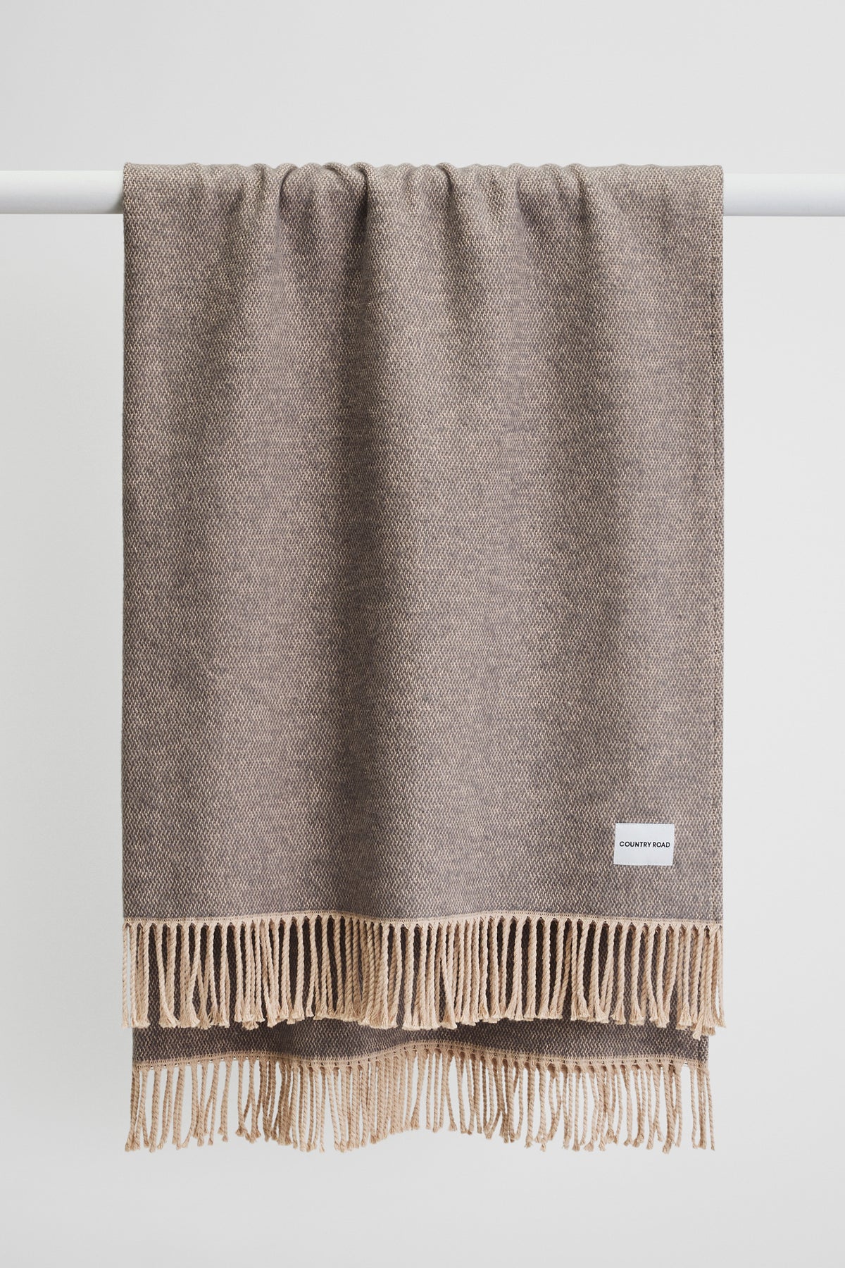 Selina Throw