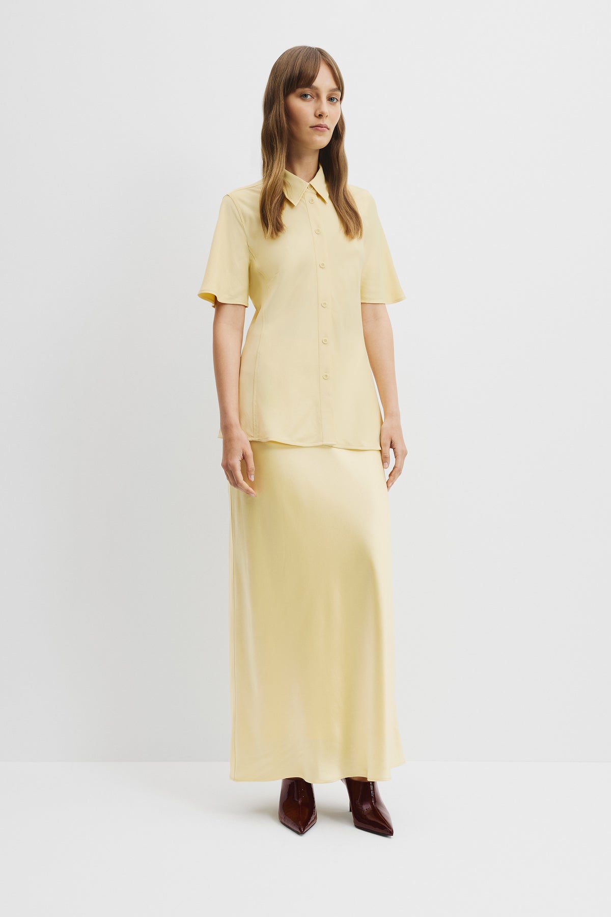 Satin Short Sleeve Fitted Shirt