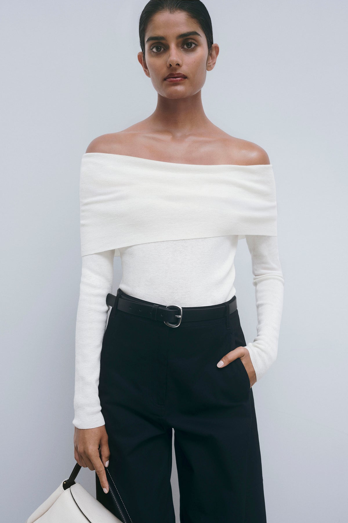 Off-Shoulder Detail Knit