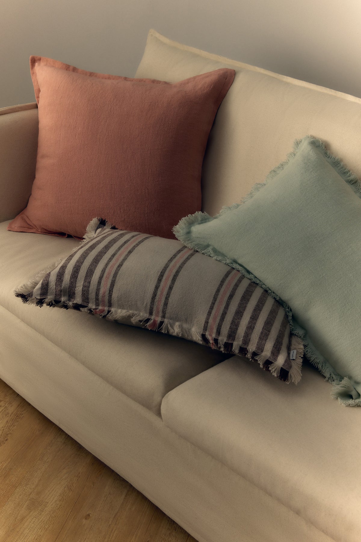 Grove 60X60 Cushion