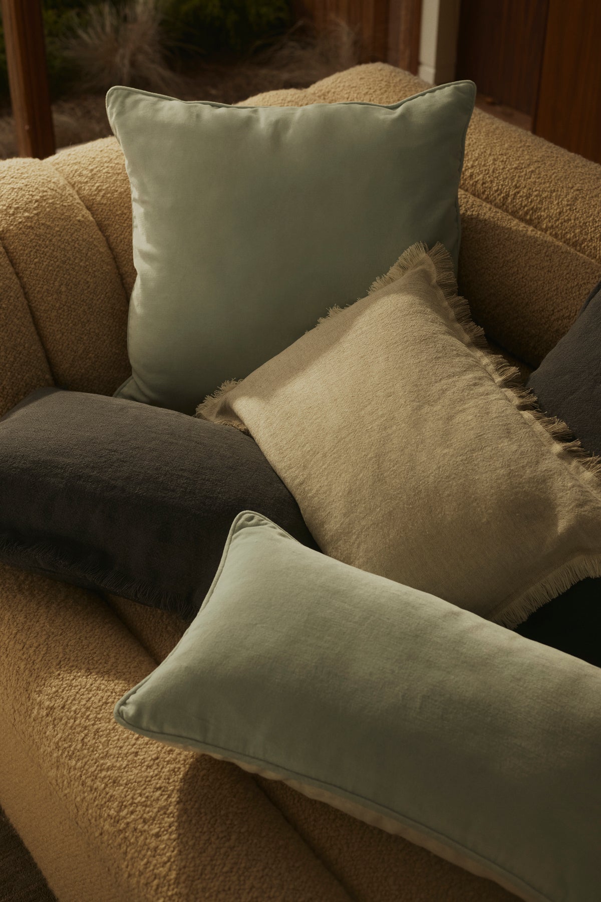 Camille 35X60 Cushion