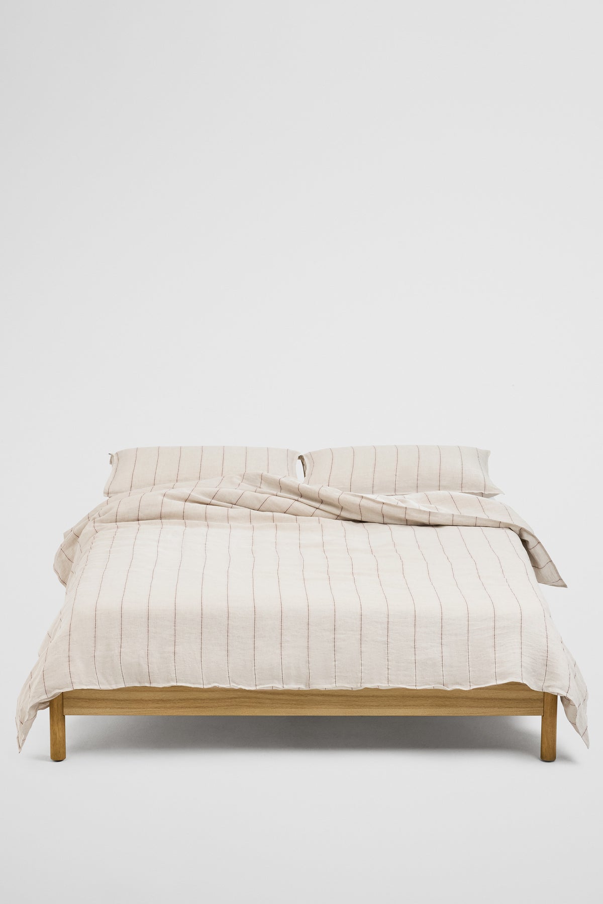 Skye Linen Super King Quilt Cover
