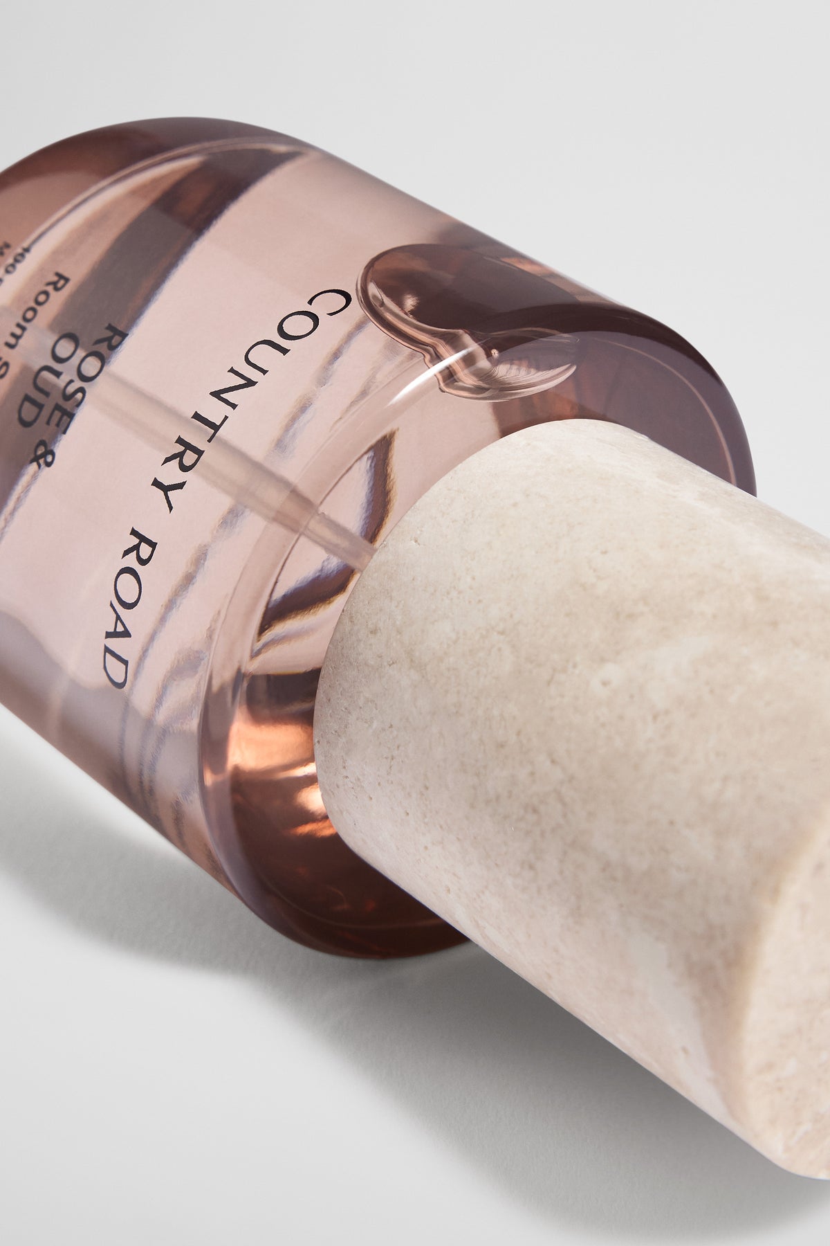 Australian Made Rose & Oud Room Spray 100Ml