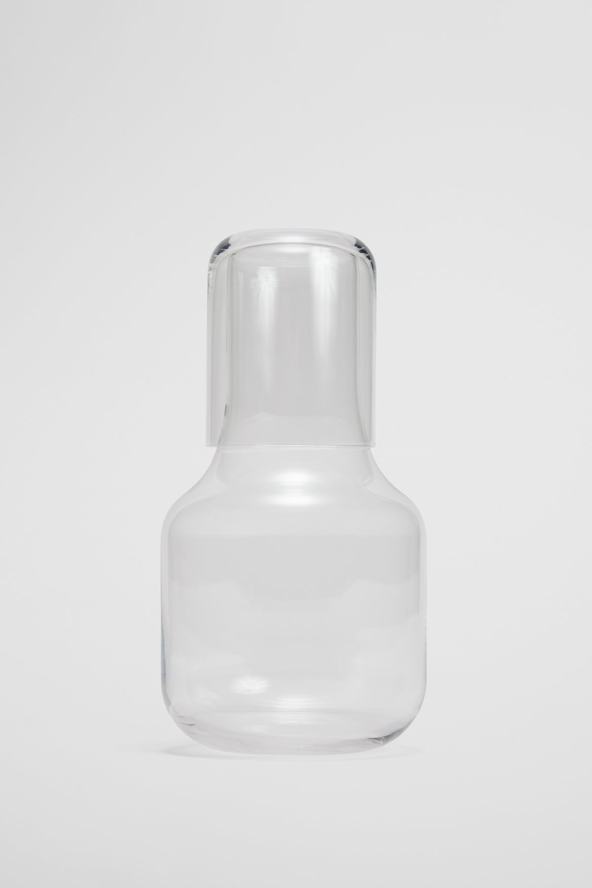 Lowe Carafe Set