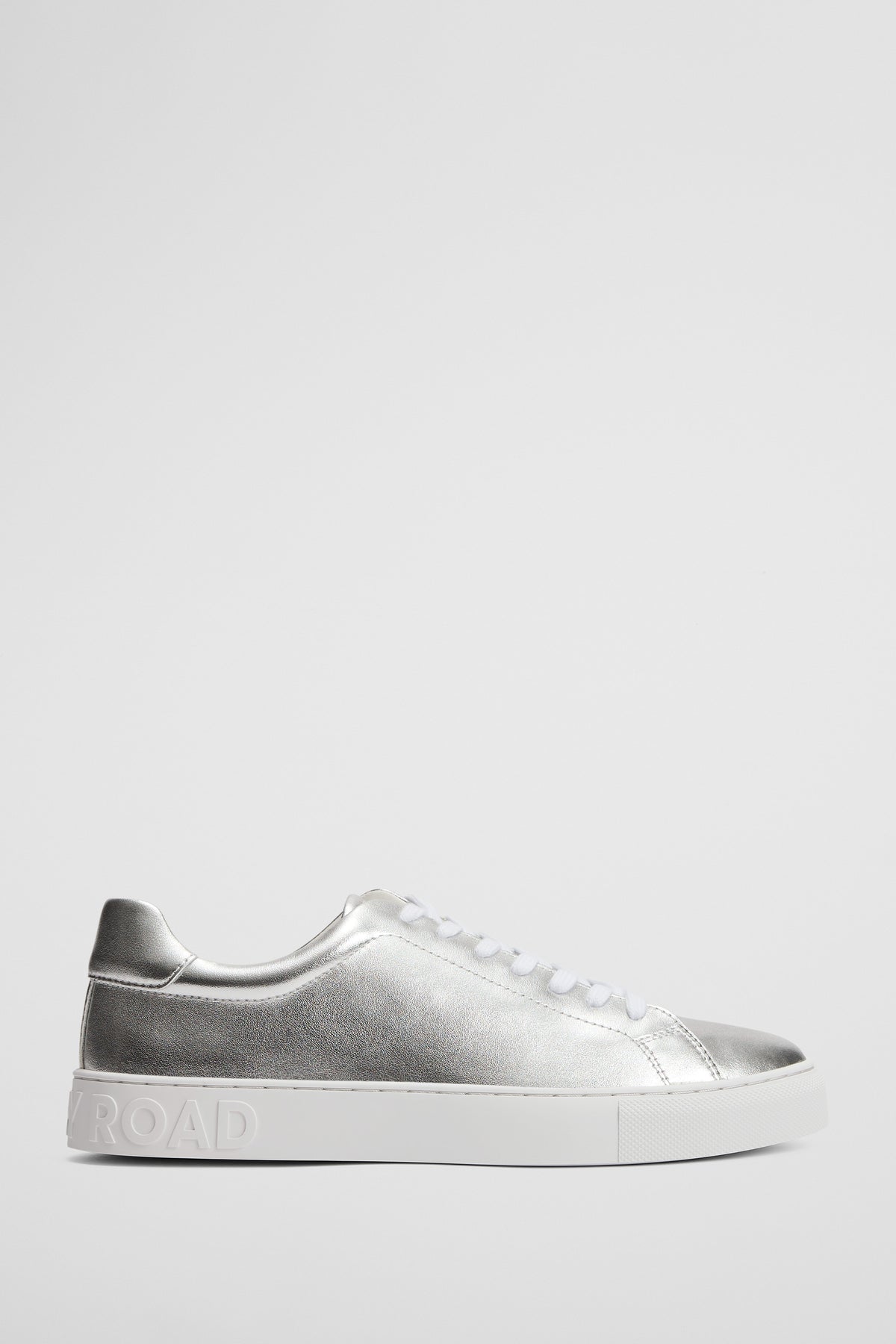 Courtney Sneaker