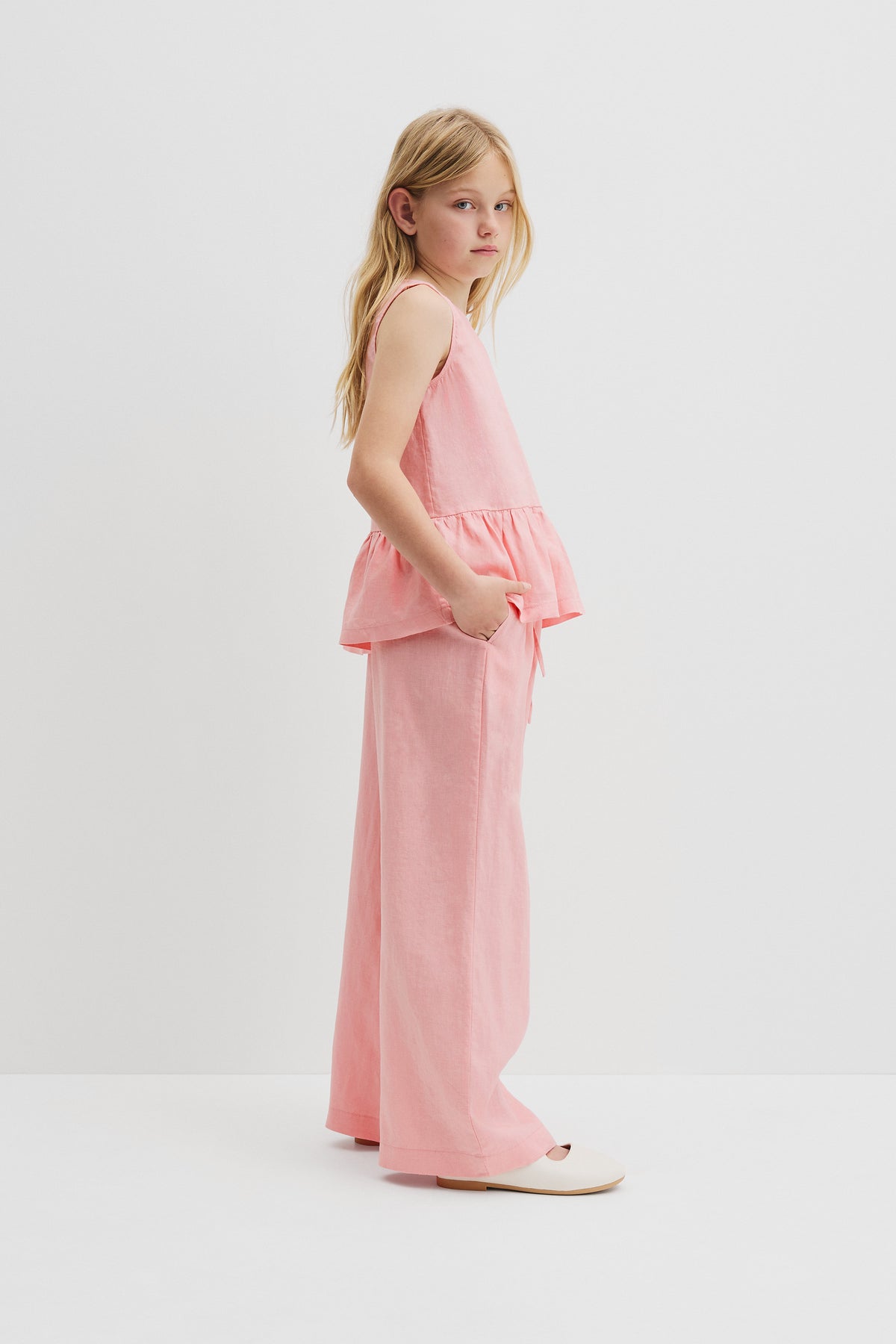 Linen Linen Ruffle Top