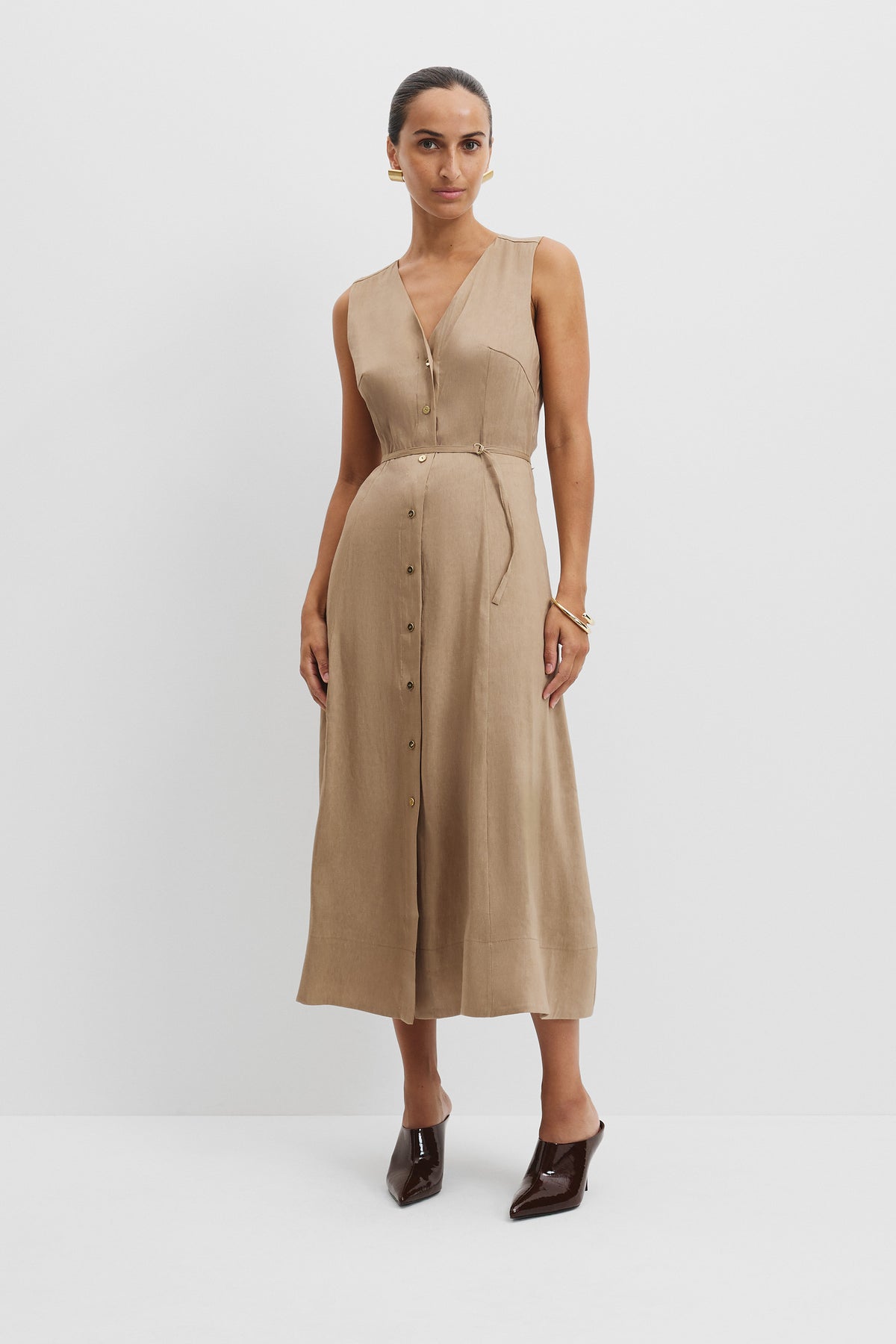 Linen Sleeveless Midi Dress