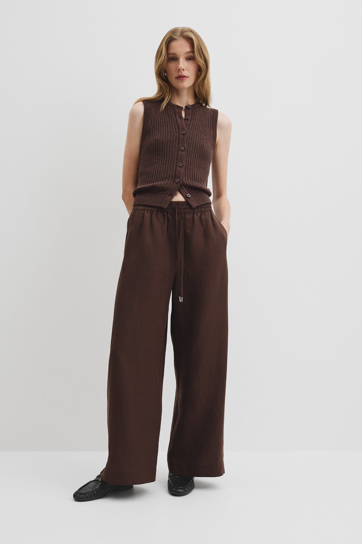 Organically Grown Linen Pull-On Pant