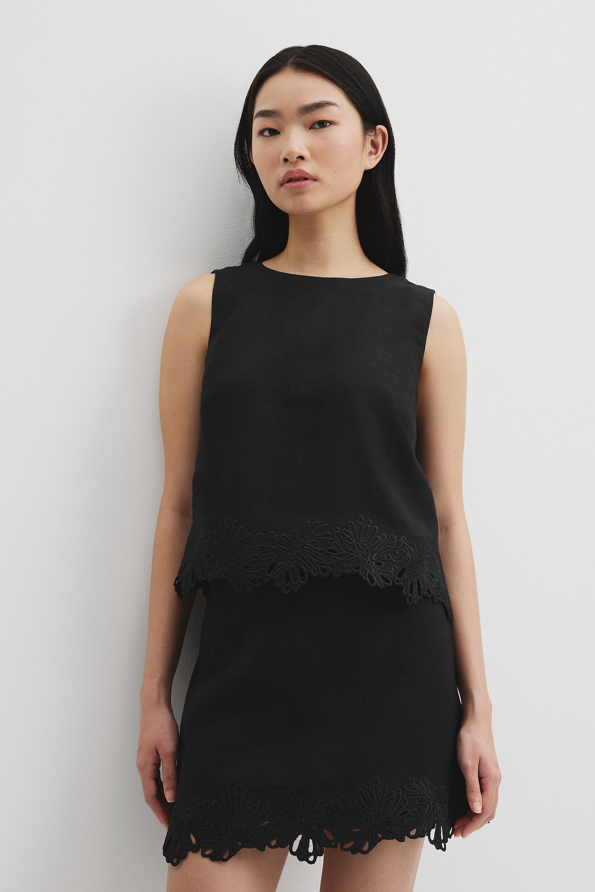 Linen Scalloped Top