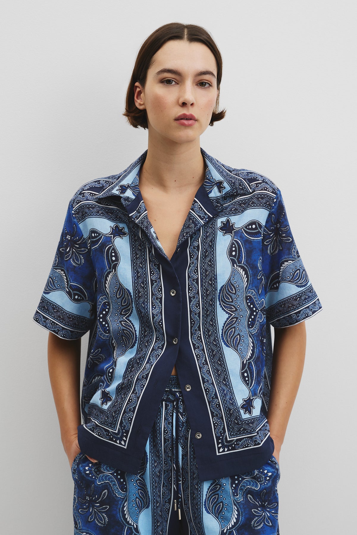 Scarf Print Short Sleeve Shirt