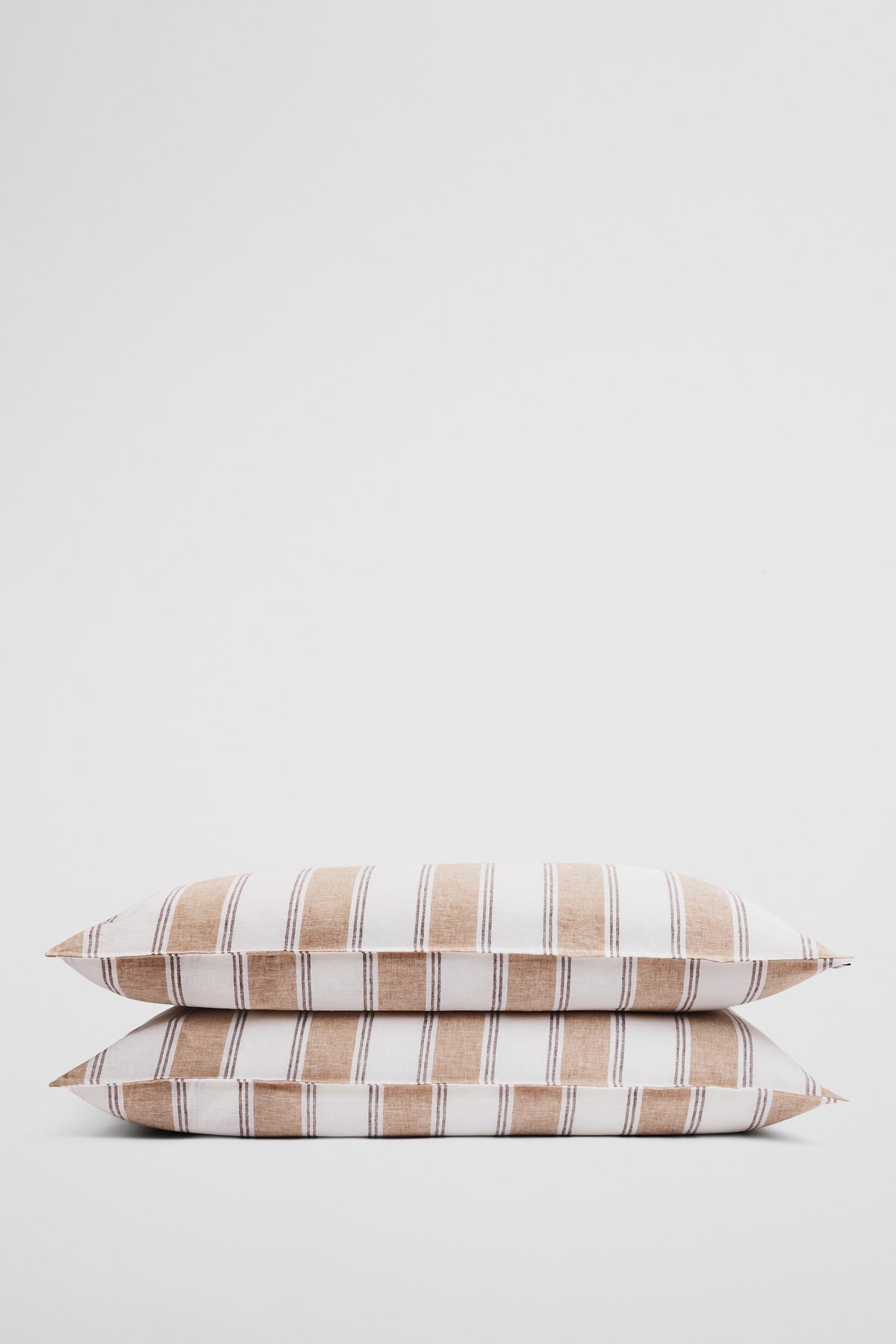 Brooke Standard Pillowcase Pair