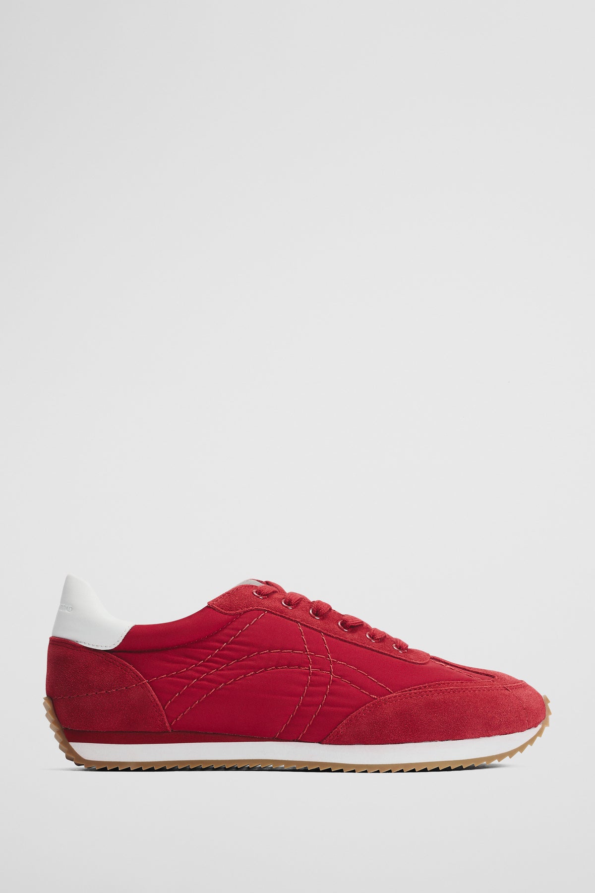 Jaya Sneaker