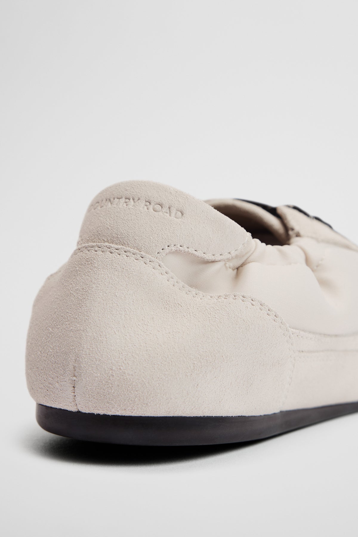 Mica Sneaker