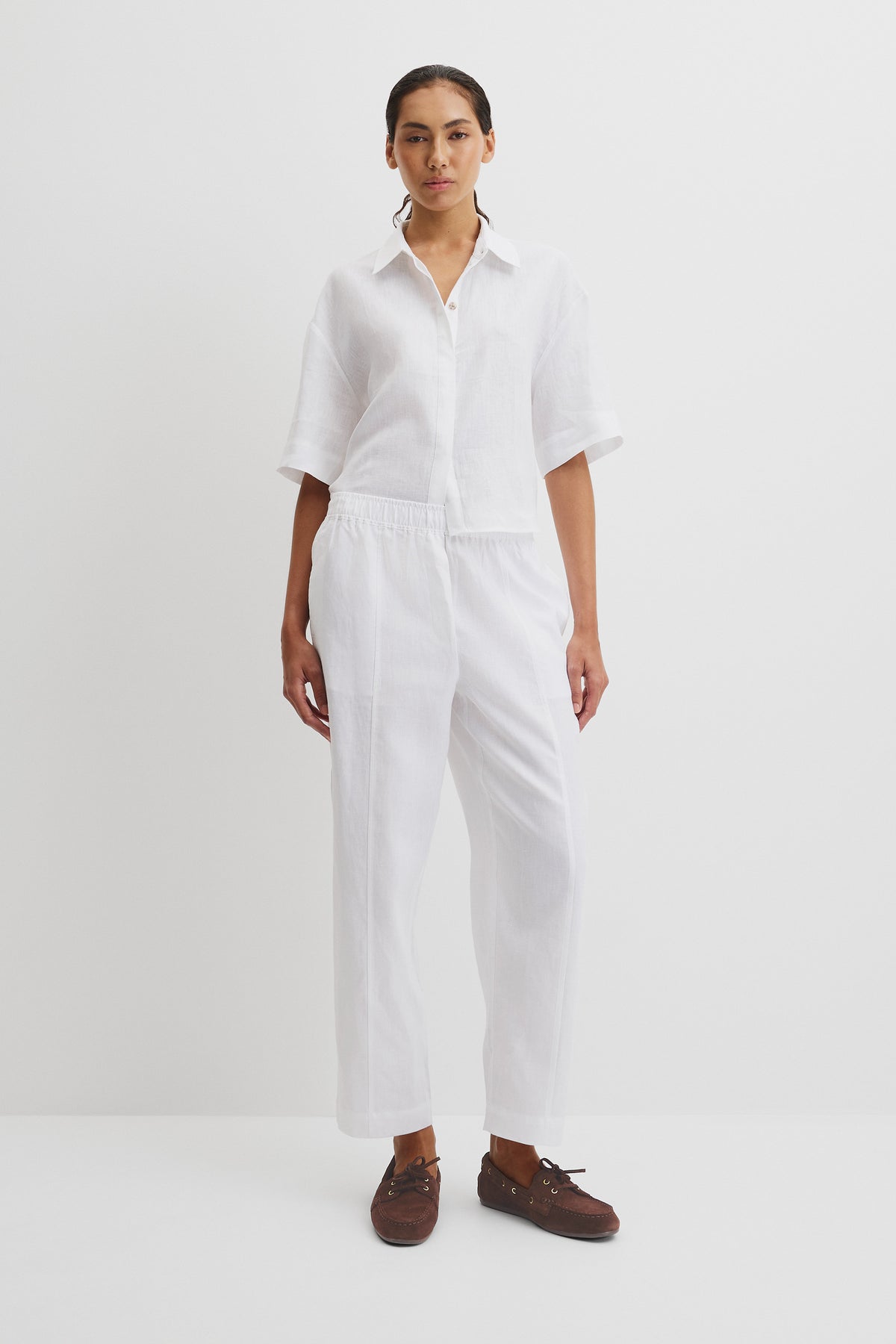 Organically Grown Linen Tapered Jogger