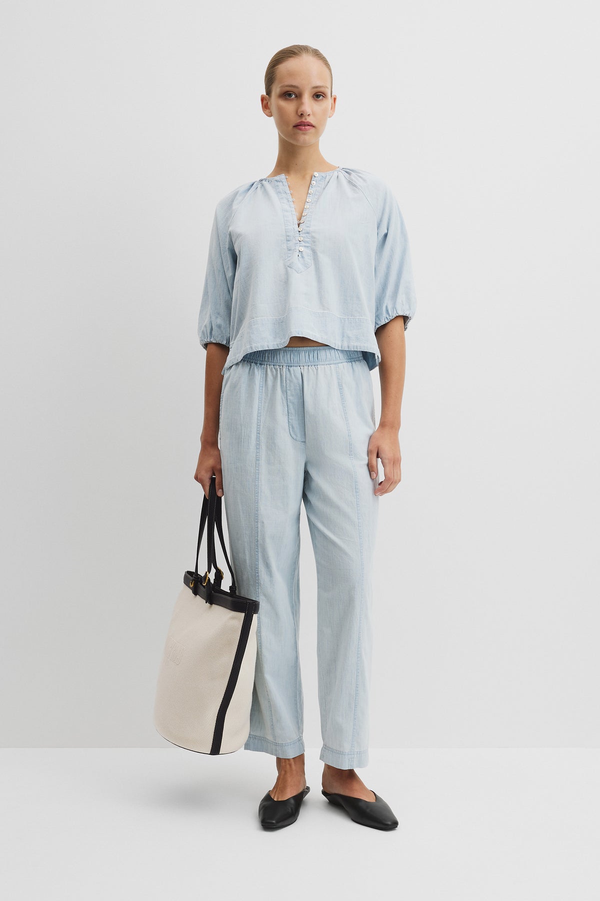 Tapered Chambray Pintuck Pant