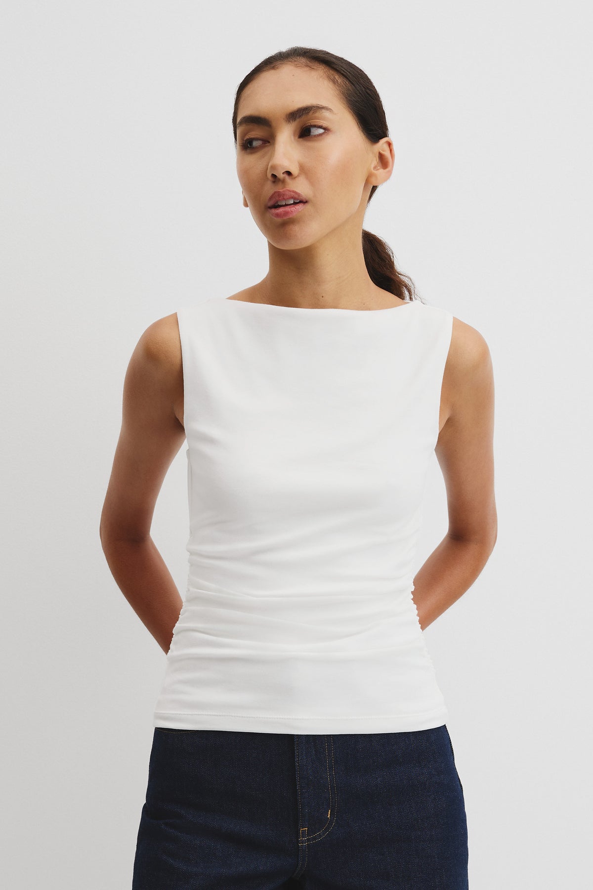 Boat Neck Tank