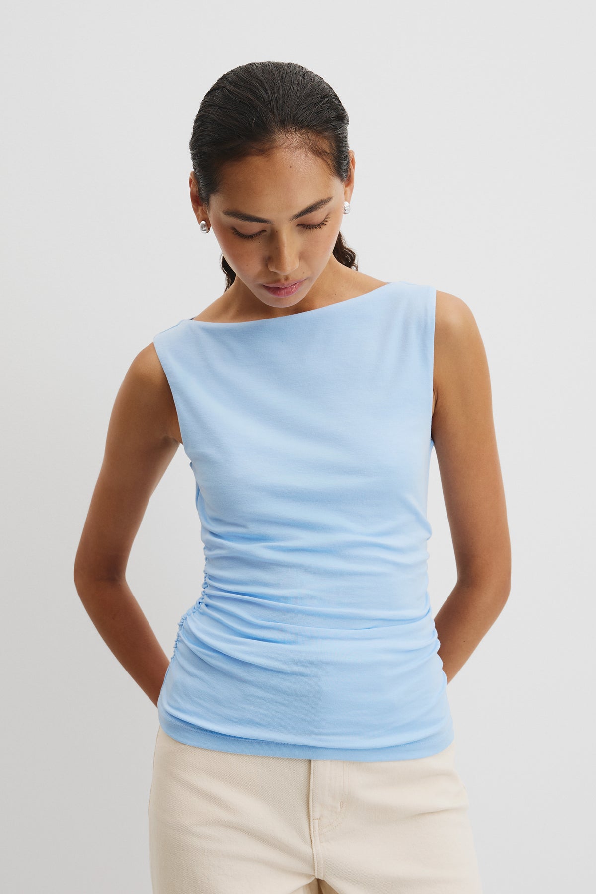 Boat Neck Tank