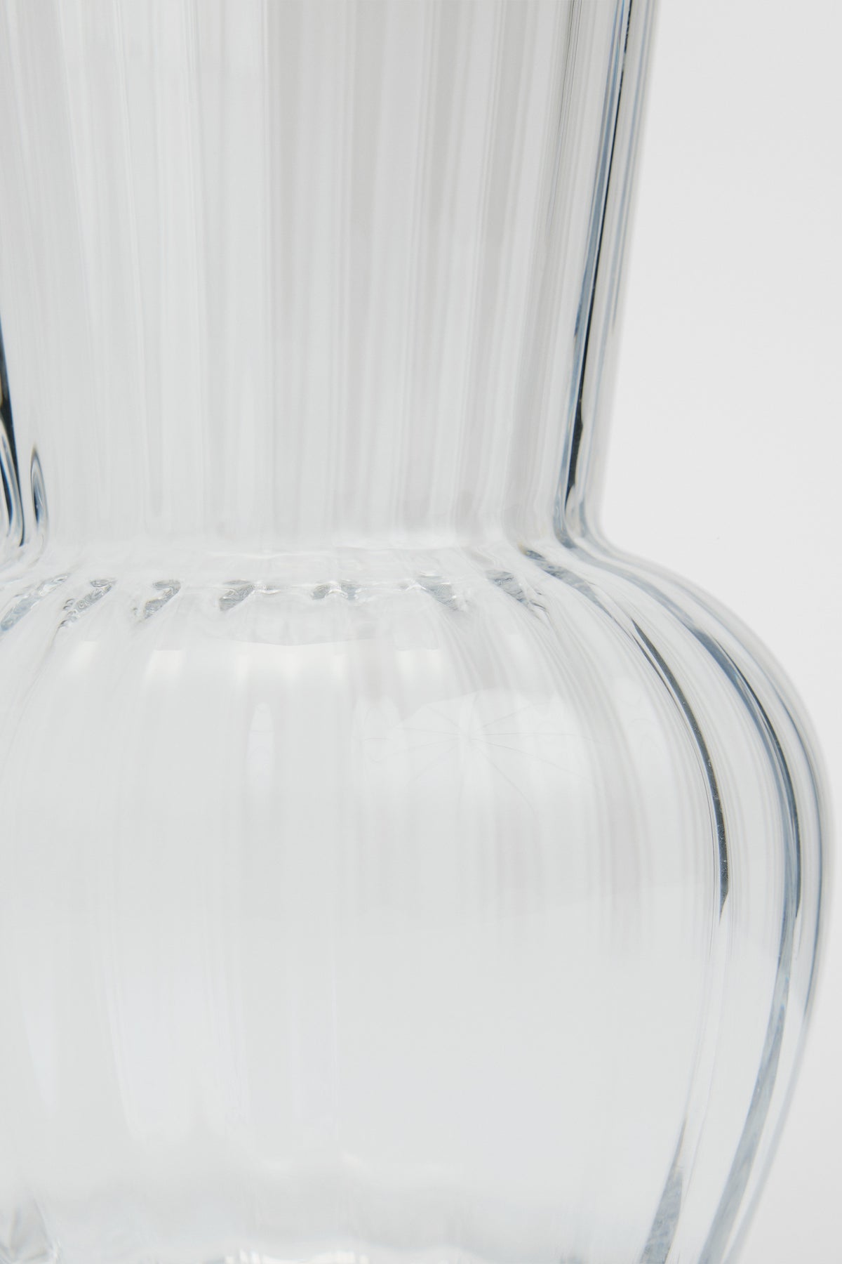Vicki Medium Glass Vase