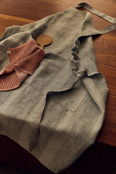 Knox Apron