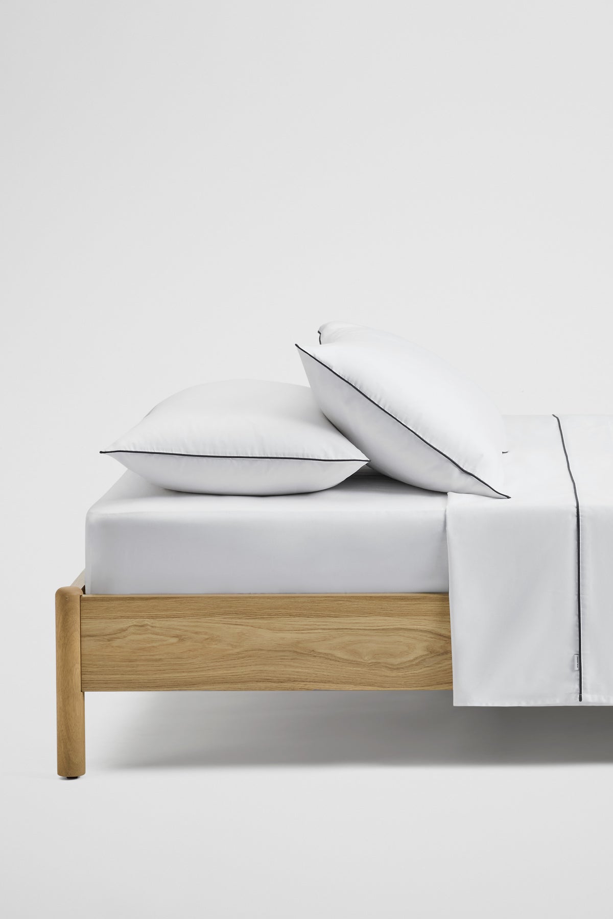 Dita Organically Grown Cotton Queen Flat Sheet